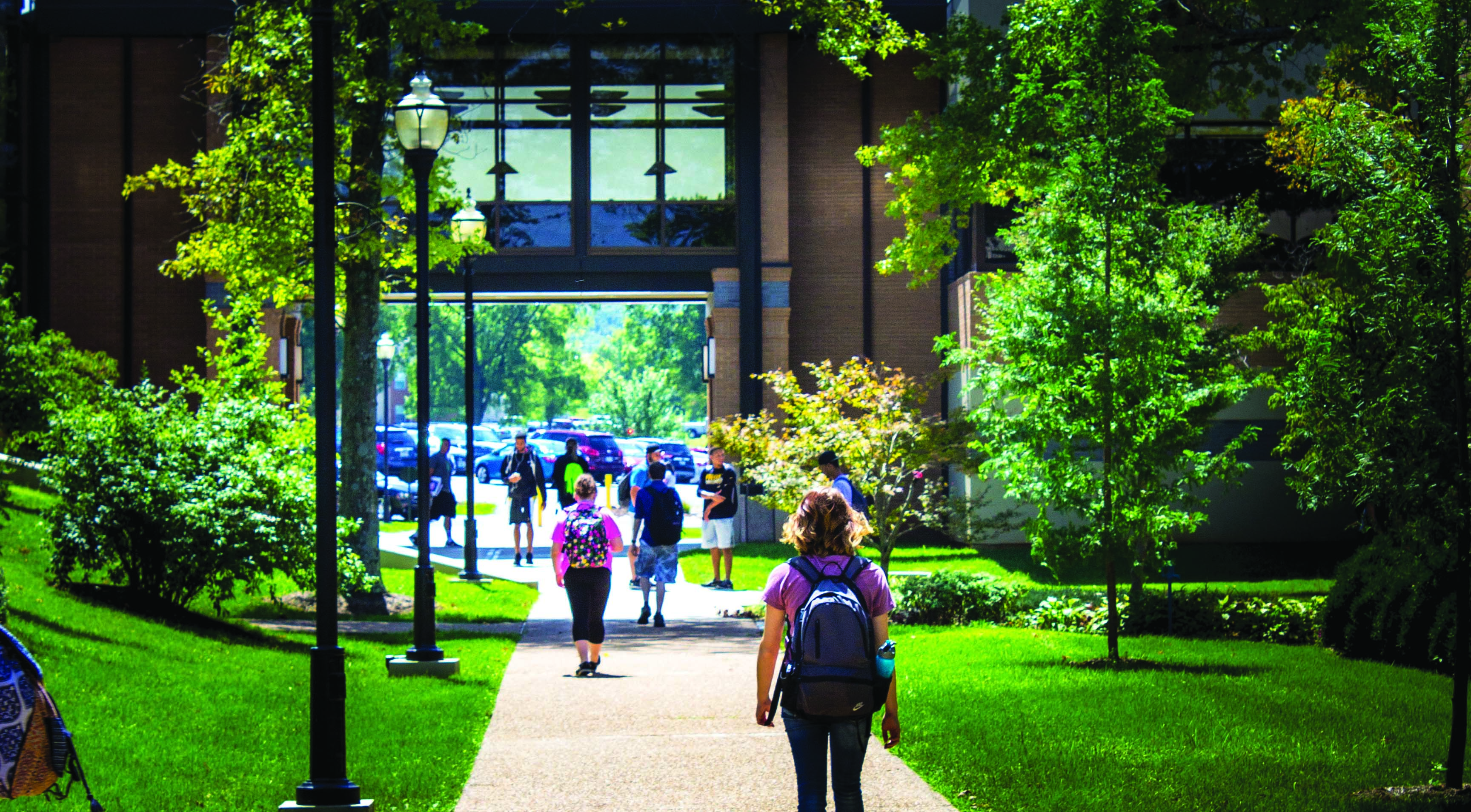 Image shows students walking through Mineral Area College's outdoor quad